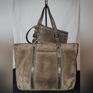 Vintage Coach Suede Bag And Wristlet Set - Never Carried!